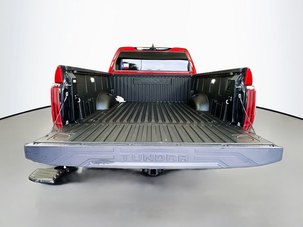 Used 2025 Toyota Tundra Platinum AWD/4WD image 27