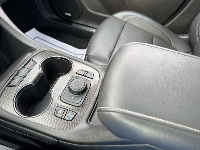 Used 2023 GMC Acadia SLT w/ Preferred Package AWD/4WD image 21