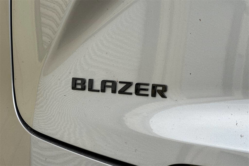 Used 2024 Chevrolet Blazer RS w/ Driver Confidence II Package image 27