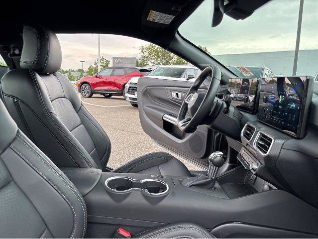 Used 2026 Ford Mustang GT Premium RWD image 30
