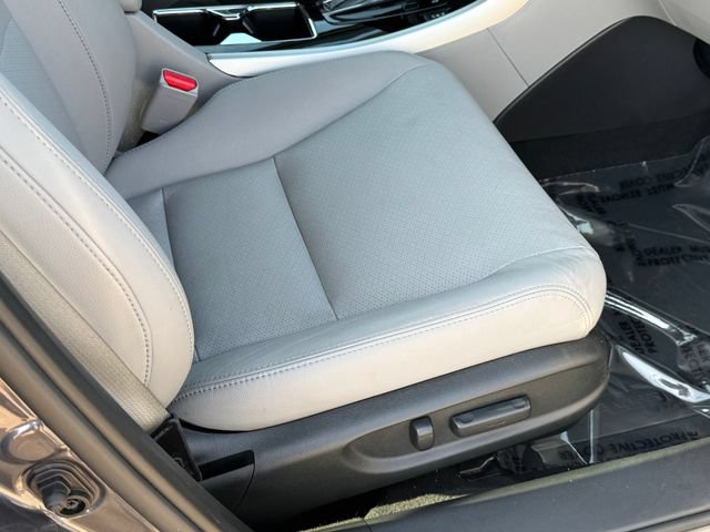 Used 2017 Honda Accord EX-L image 11