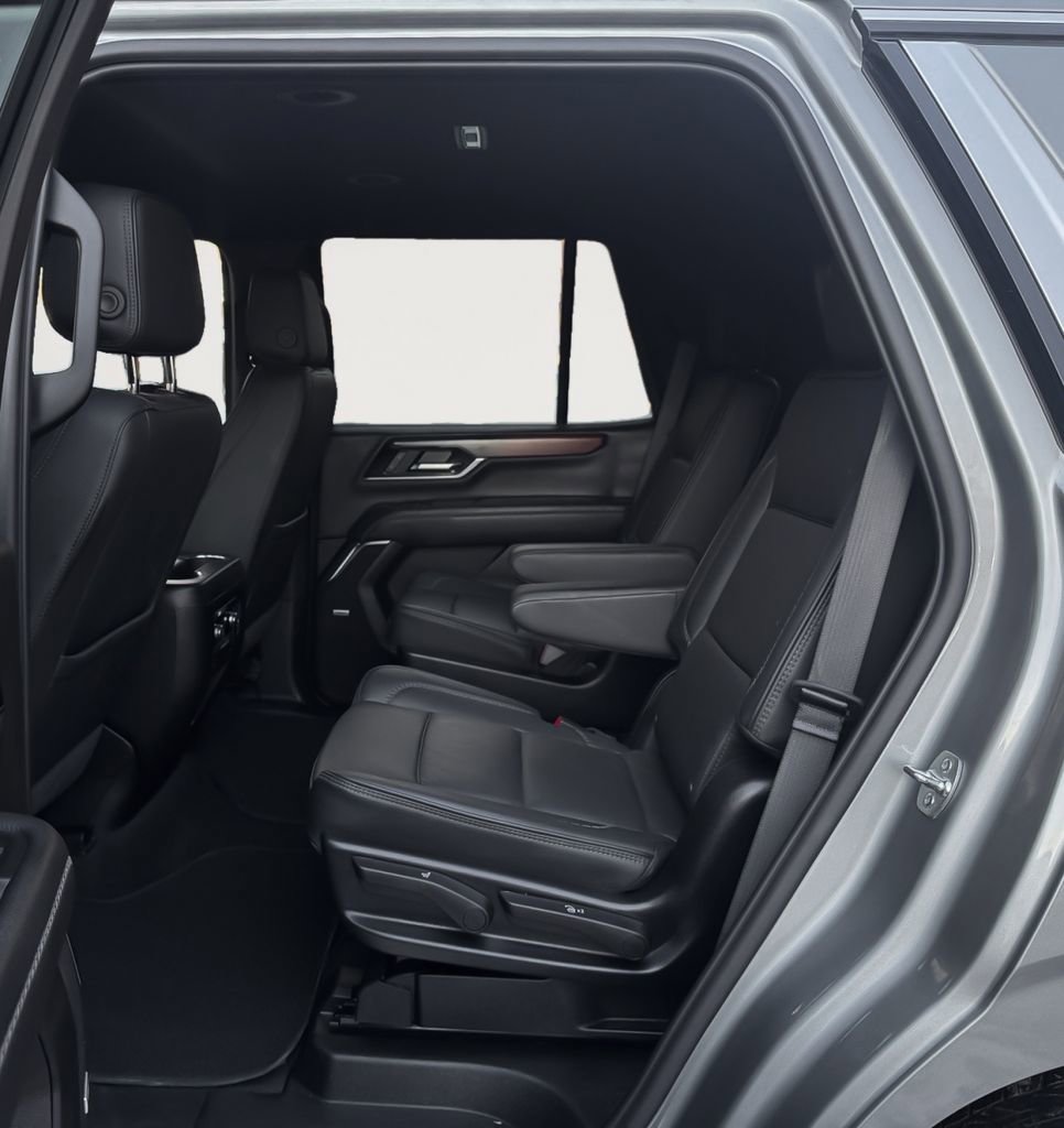 Used 2025 GMC Yukon Denali image 13