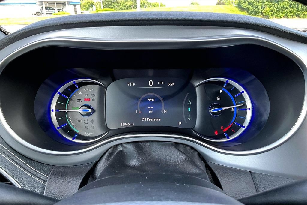 Used 2020 Chrysler Pacifica Limited w/ Advanced Safetytec Group FWD image 20