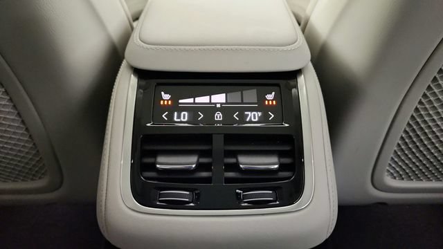 Certified 2026 Volvo XC90 B6 Ultra w/ Protection Package AWD/4WD image 33