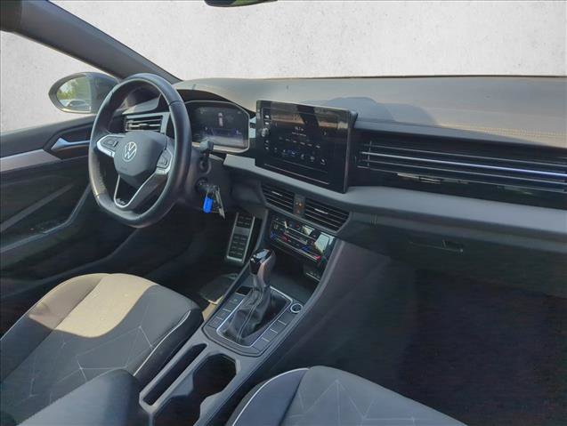Used 2025 Volkswagen Jetta Sport FWD image 20