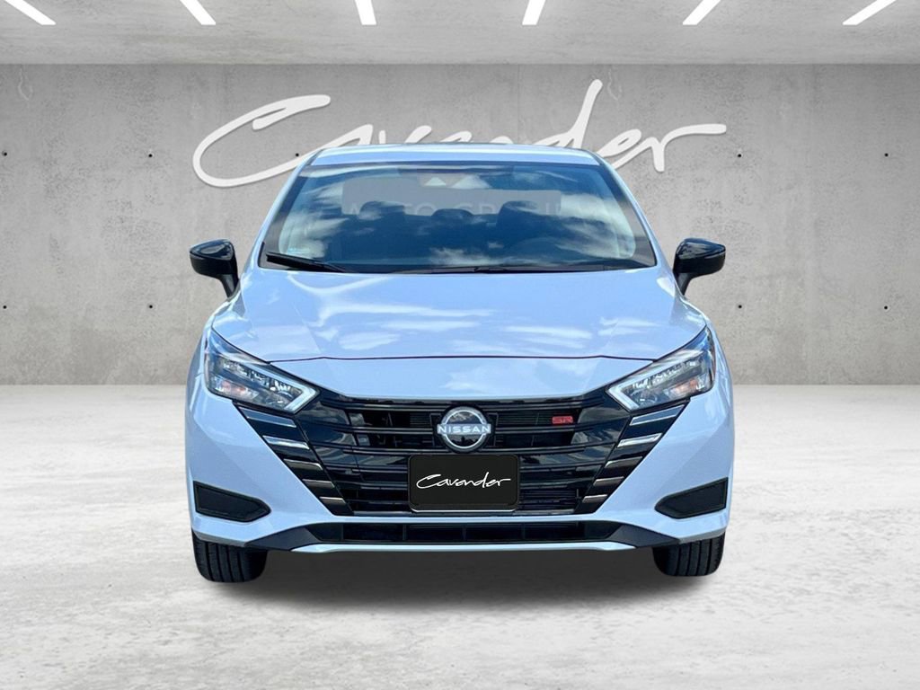 New 2025 Nissan Versa SR FWD image 18