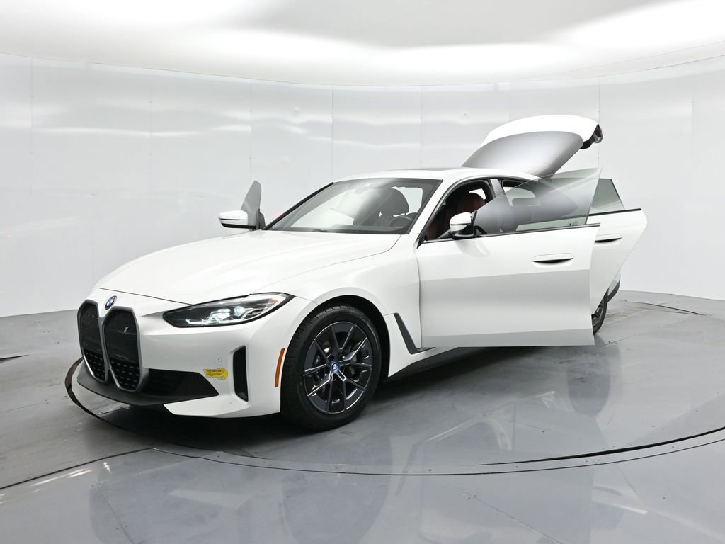 Used 2022 BMW i4 eDrive40 w/ Premium Package image 28
