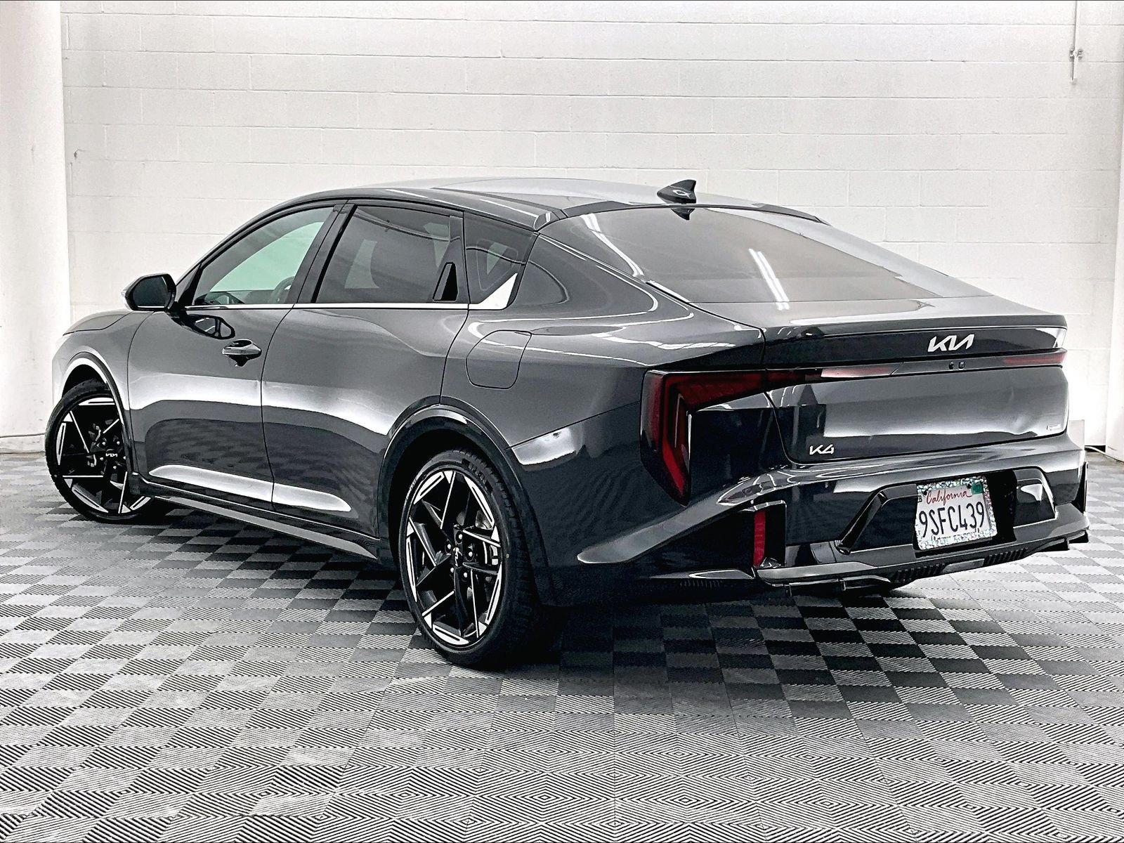 Used 2025 Kia K4 GT-Line w/ GT-Line Sunroof Package FWD image 10