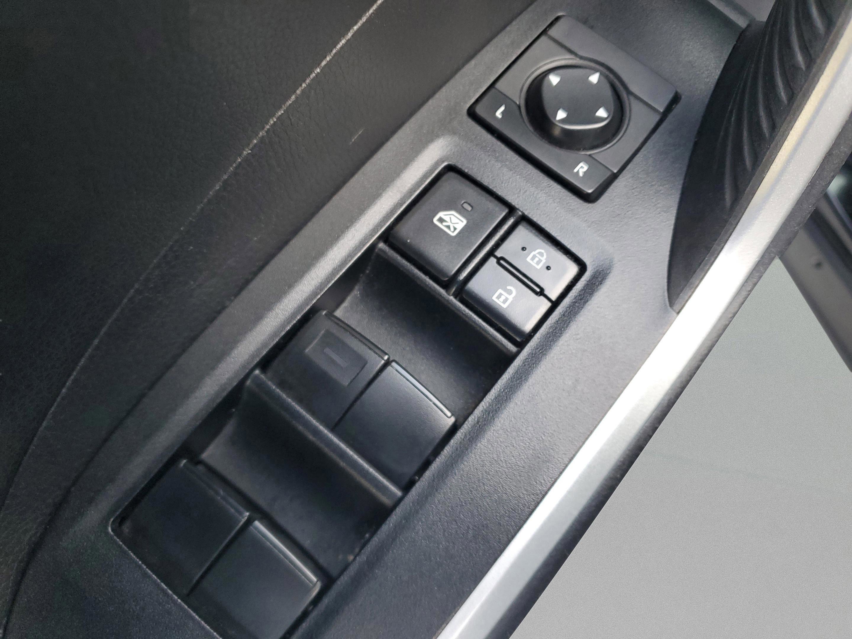 Used 2020 Toyota RAV4 Adventure image 28