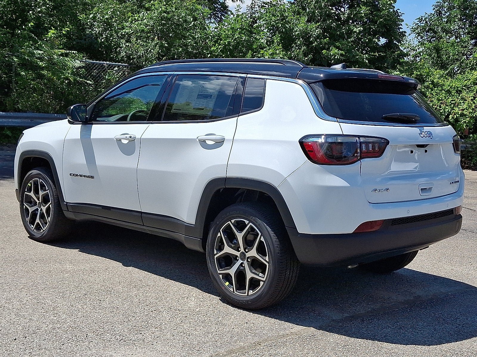 New 2026 Jeep Compass Limited w/ Sun, Sound & Navigation Group AWD/4WD image 4