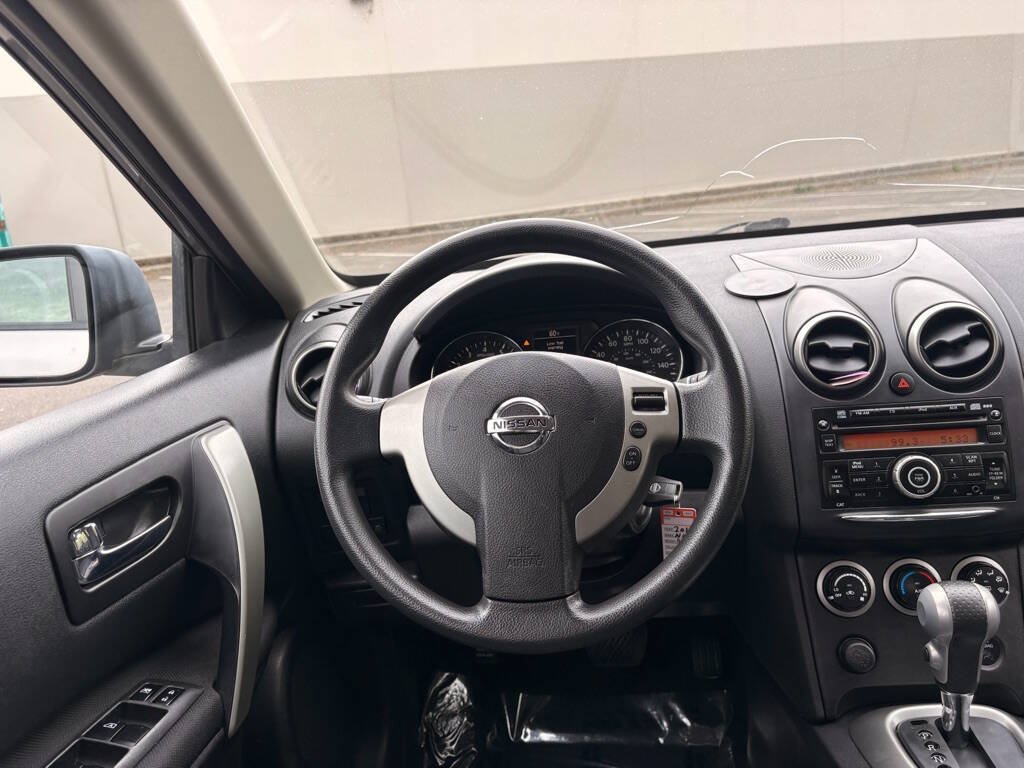 Used 2011 Nissan Rogue S AWD/4WD image 11