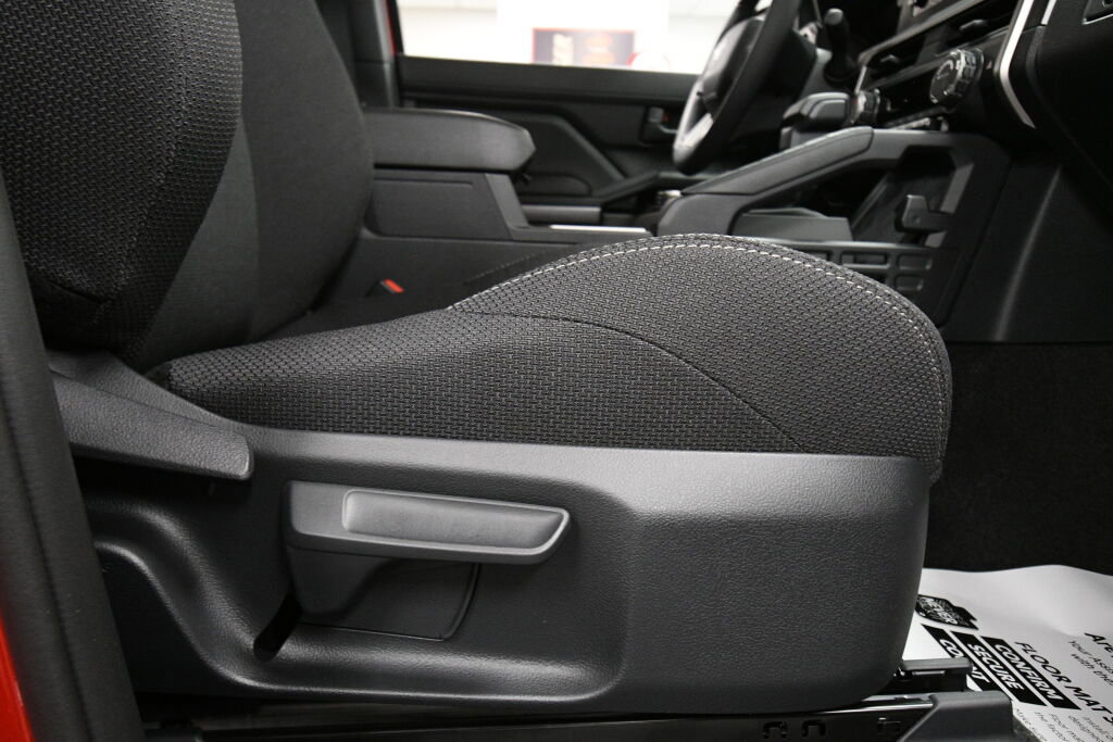 Used 2026 Toyota 4Runner SR5 image 26