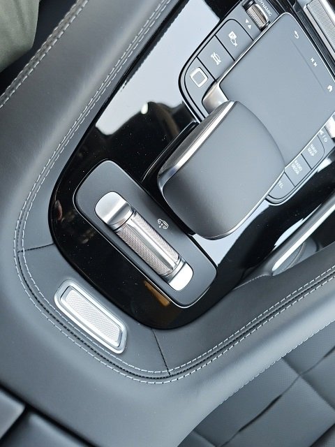 New 2026 Mercedes-Benz GLS 450 4MATIC image 25