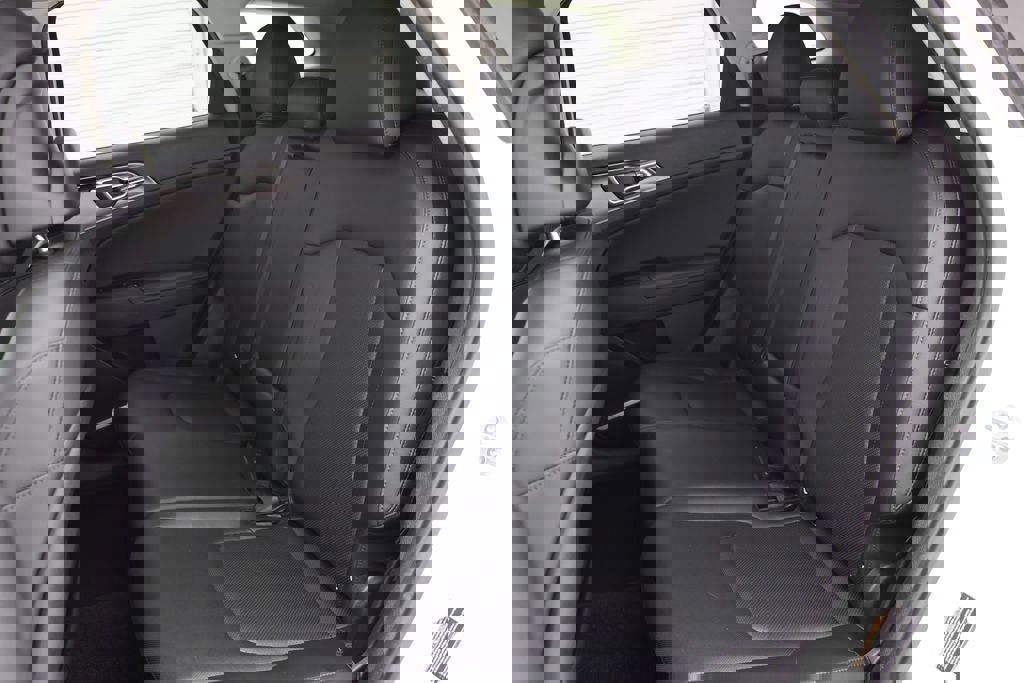 Used 2023 Kia Sportage EX image 12