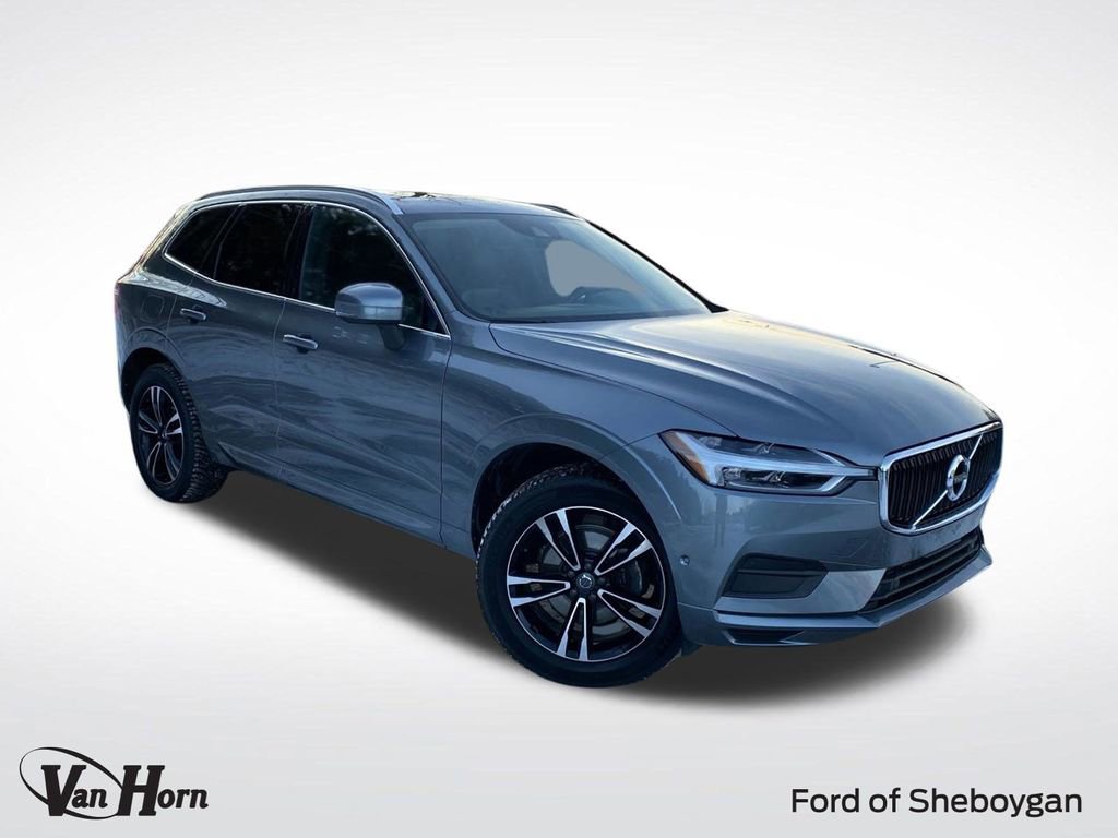 Used 2019 Volvo XC60 T5 Momentum w/ Premium Package