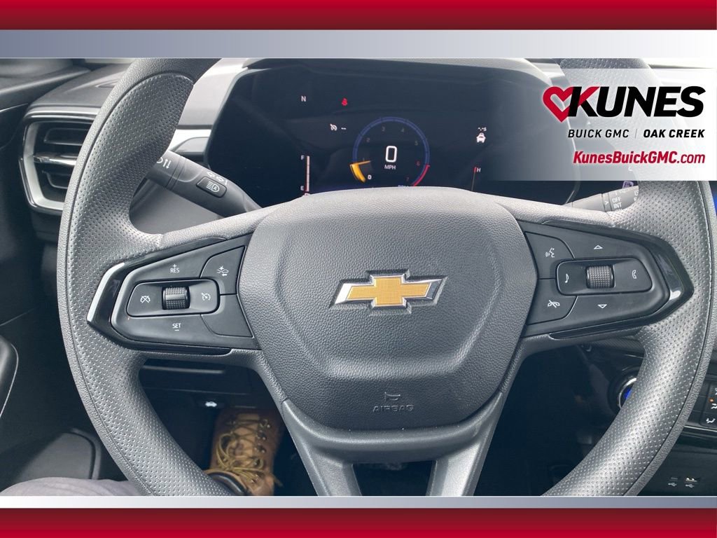 Used 2025 Chevrolet TrailBlazer LT image 11