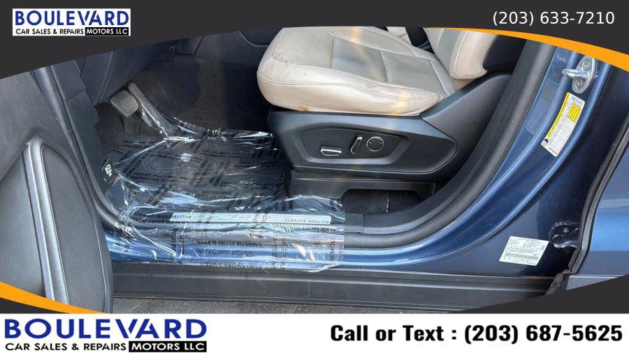 Used 2020 Ford Explorer Limited w/ Class III Trailer Tow Package image 29