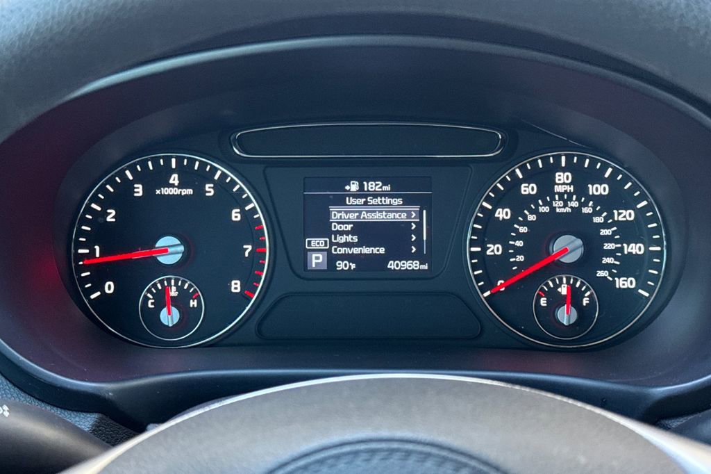 Used 2020 Kia Sorento LX AWD/4WD image 25