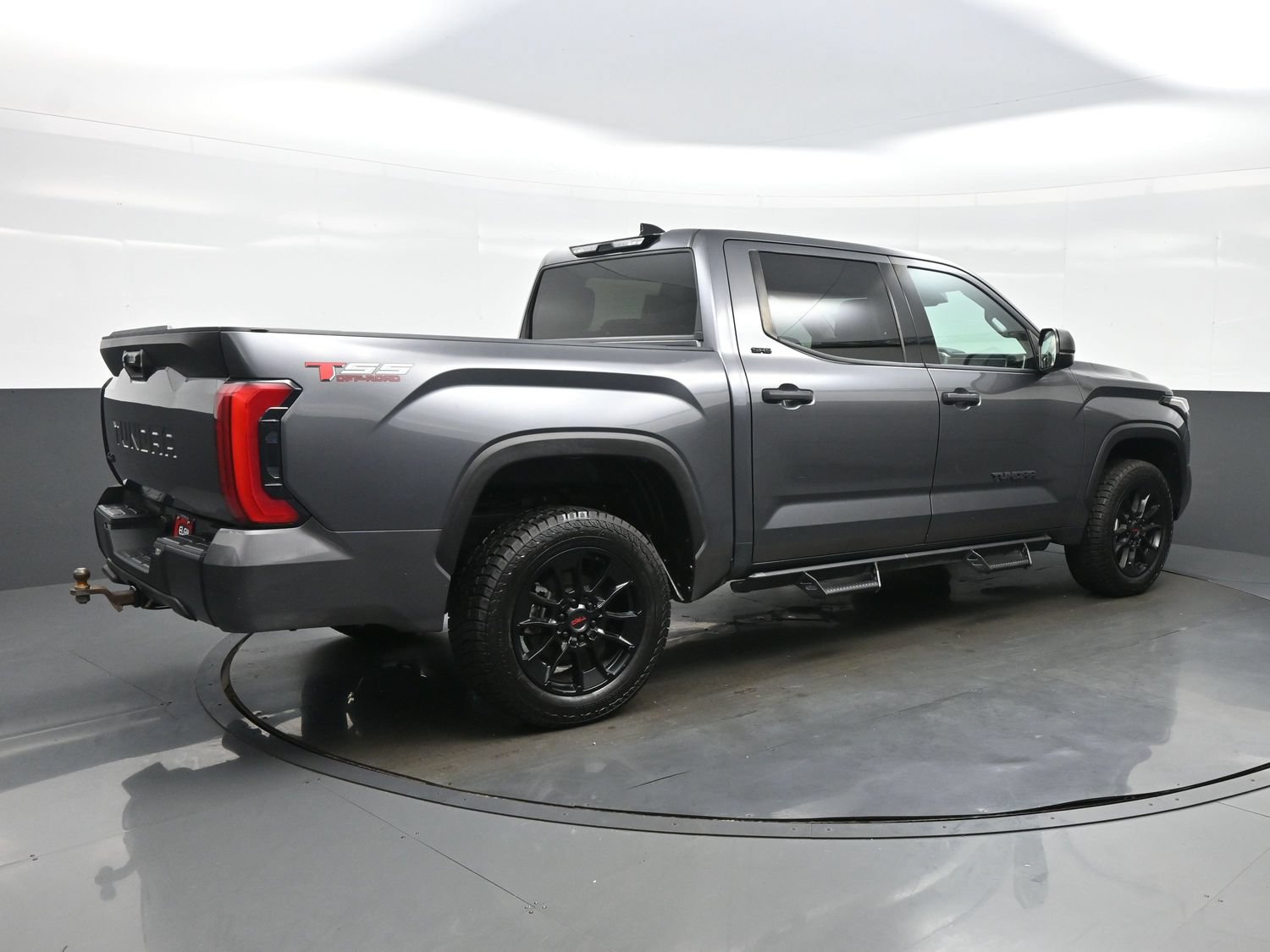 Used 2023 Toyota Tundra SR5 AWD/4WD image 6