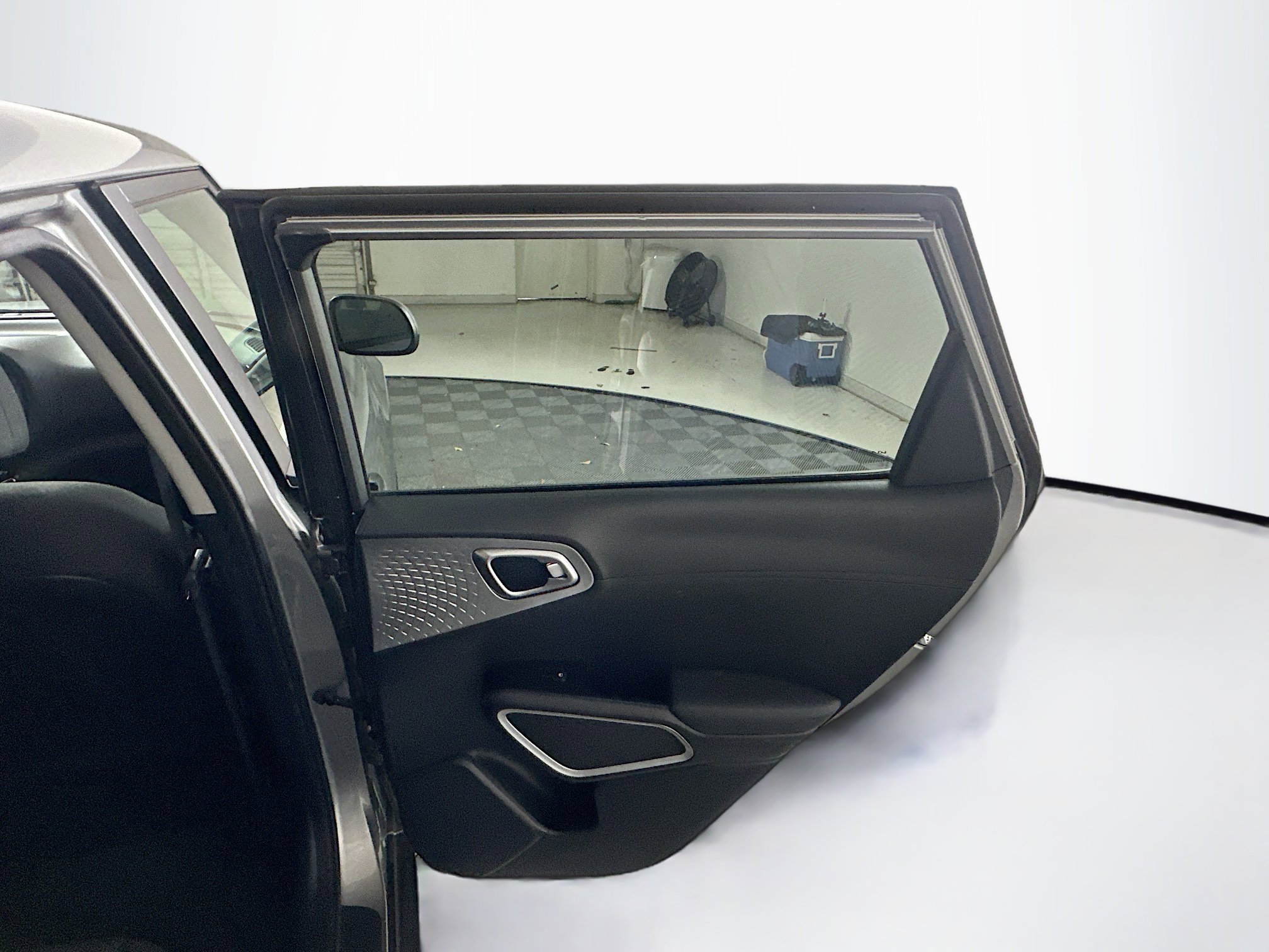 Used 2025 Kia Soul LX w/ LX Technology Package image 28