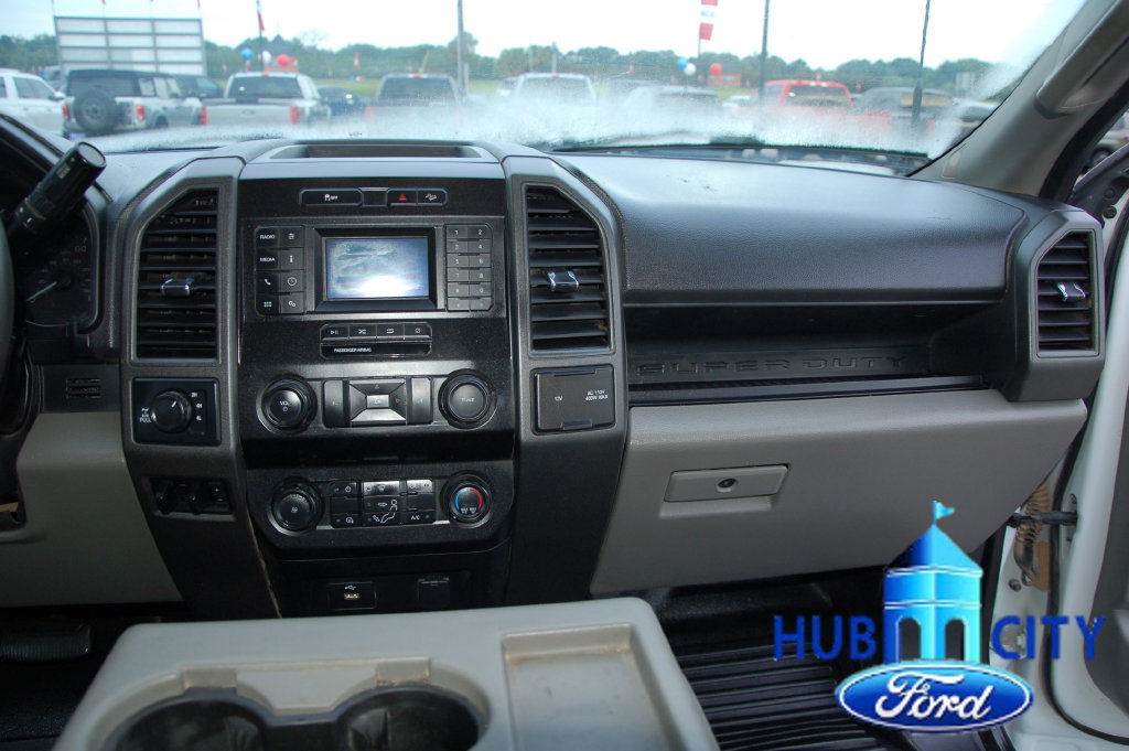 Used 2022 Ford F250 XL w/ Power Equipment Group AWD/4WD image 20