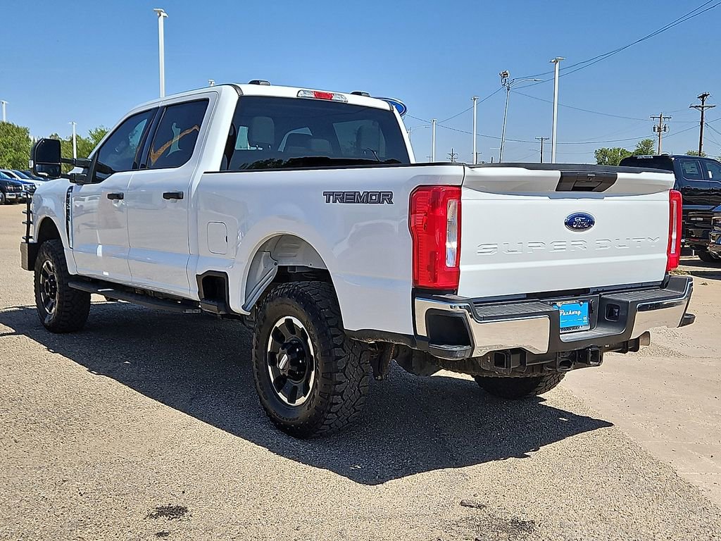 Used 2025 Ford F350 XLT w/ Tremor Off-Road Package AWD/4WD image 2