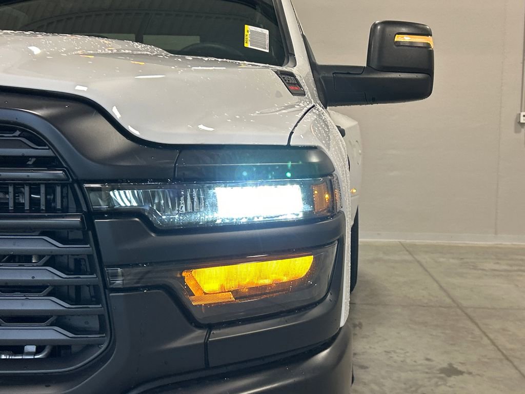 New 2026 RAM 3500 Tradesman image 10
