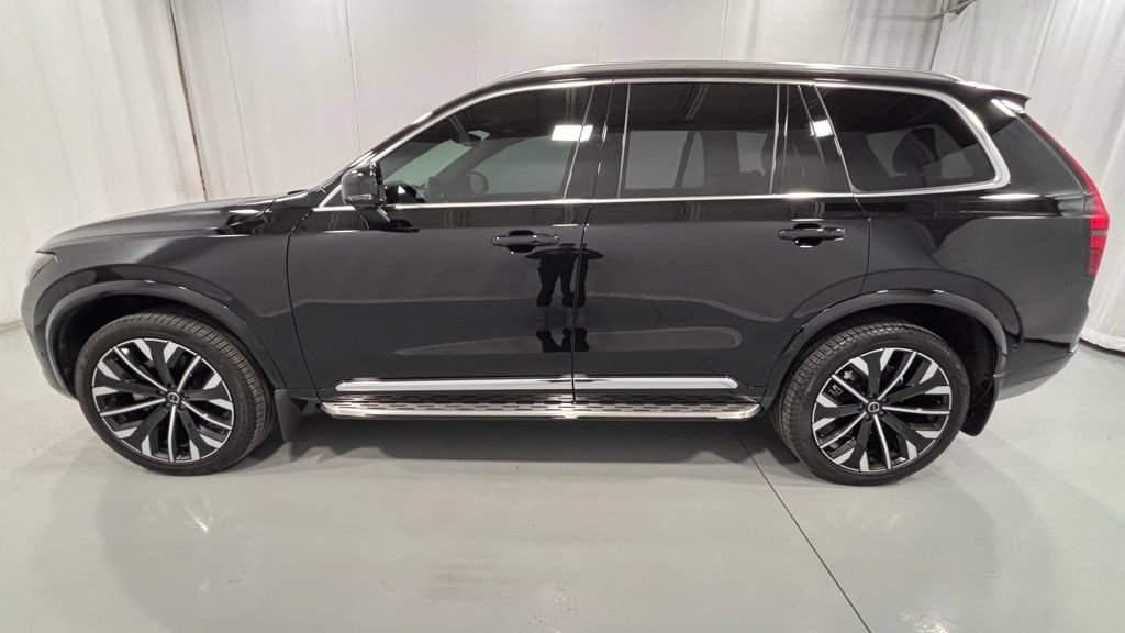 Certified 2025 Volvo XC90 B5 Plus AWD/4WD image 9