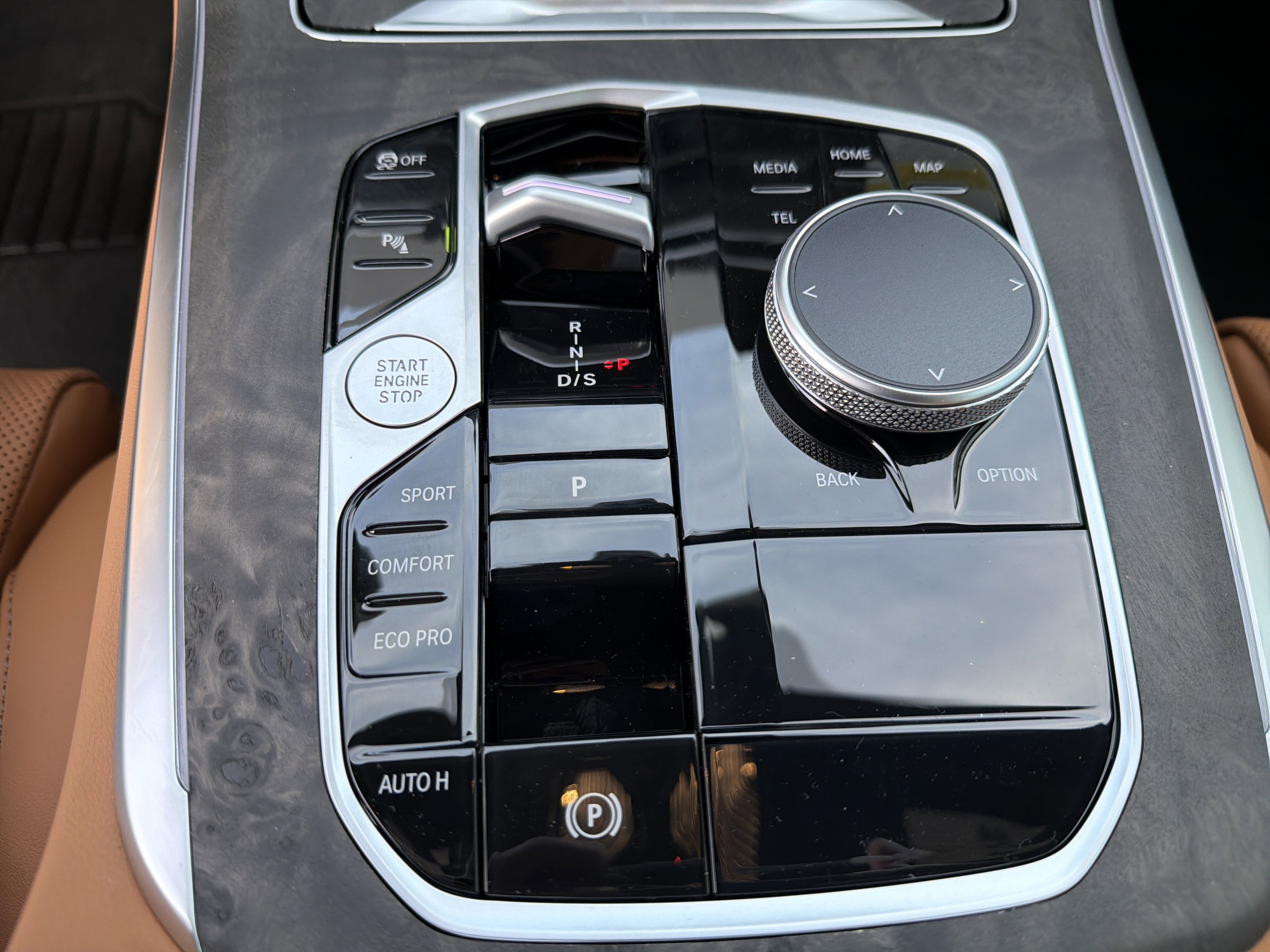 New 2026 BMW X5 sDrive40i w/ M Sport Package image 9