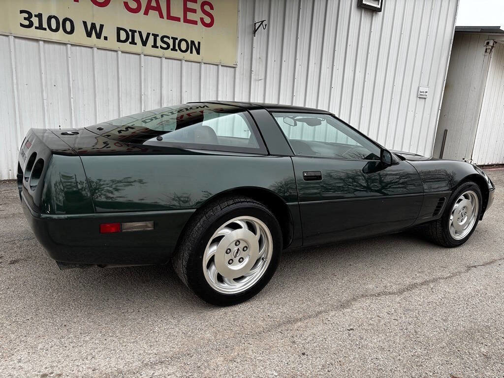 Used 1995 Chevrolet Corvette Coupe image 4