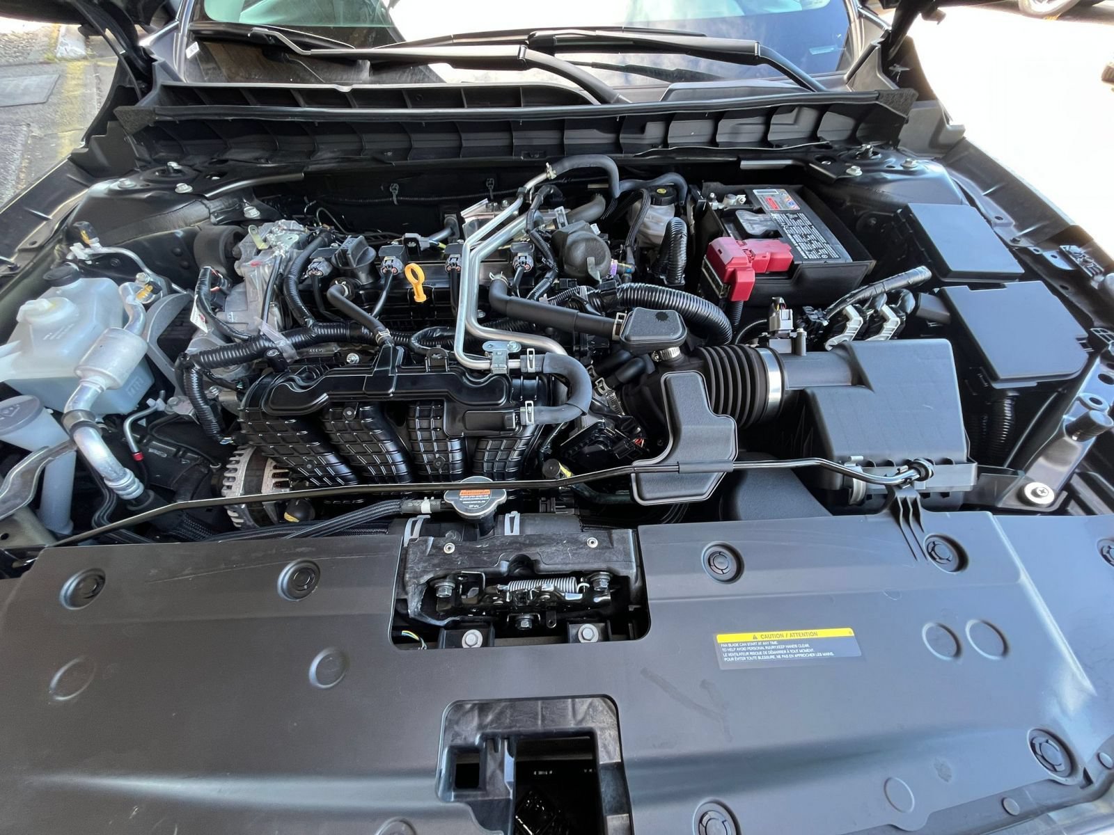 Used 2025 Nissan Altima 2.5 SV FWD image 28