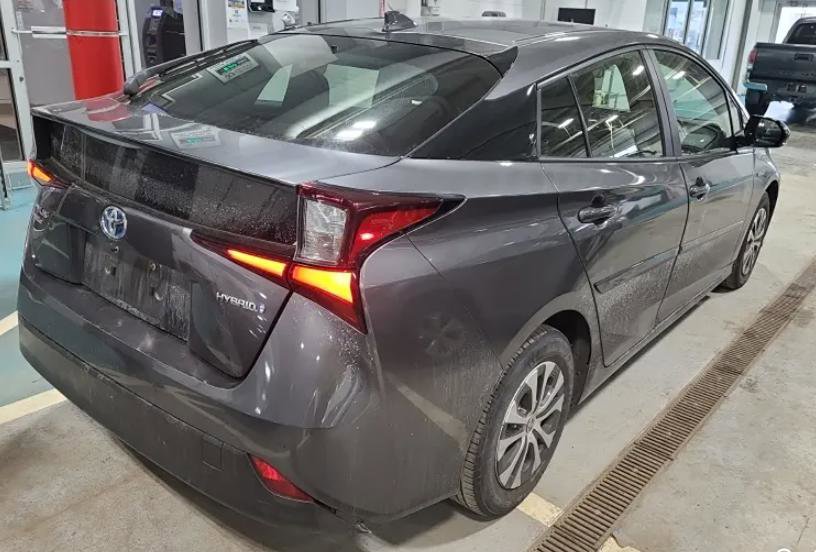 Used 2019 Toyota Prius LE w/ Protection Package #3 image 2