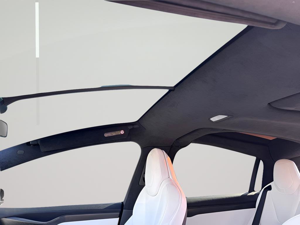 Used 2018 Tesla Model X 75D image 17