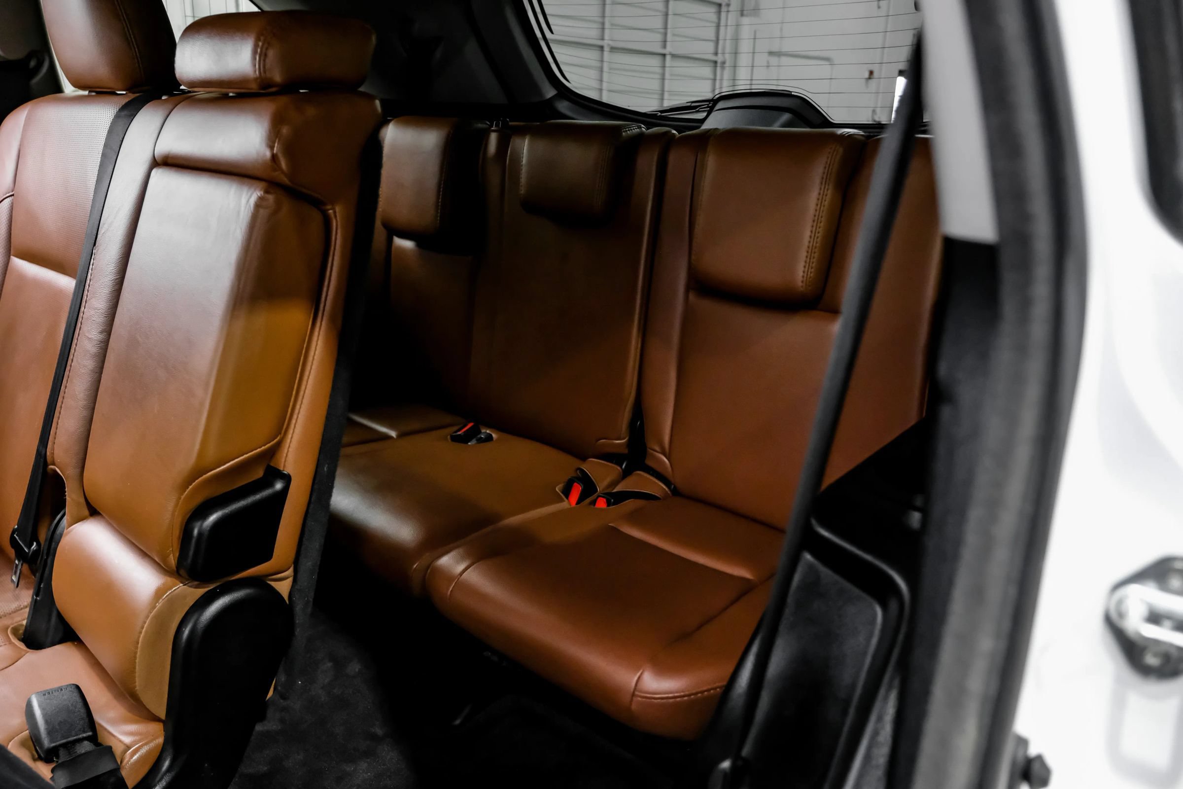 Used 2018 Toyota Highlander Limited FWD image 50