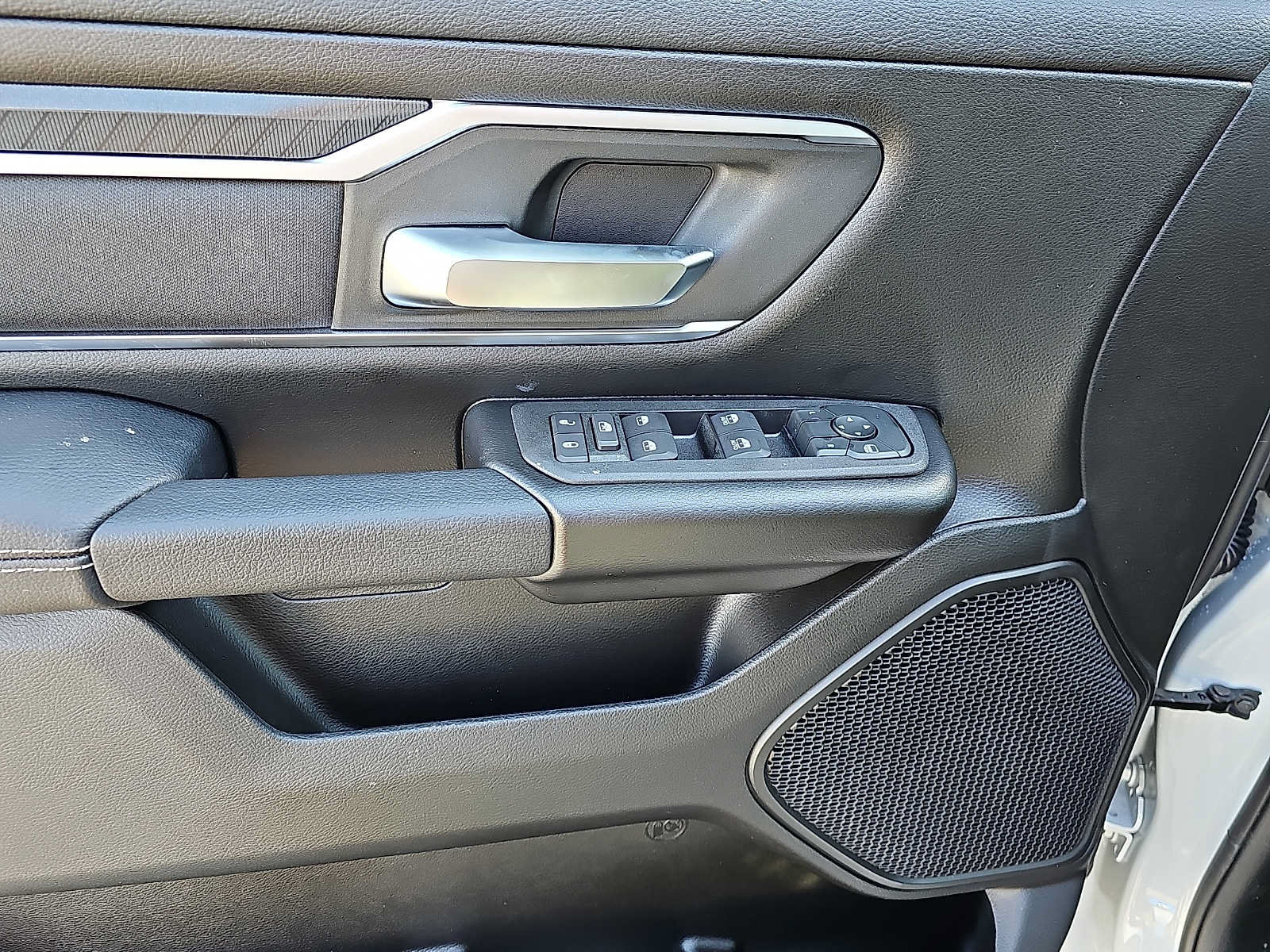 New 2026 RAM 1500 Big Horn AWD/4WD image 8