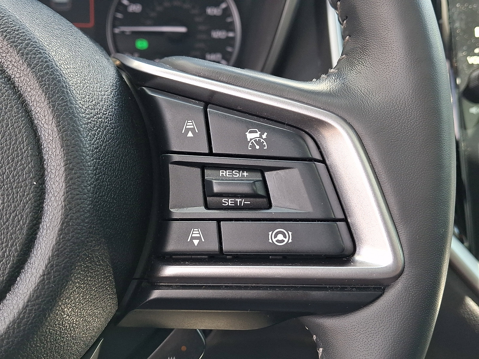 Used 2023 Subaru Ascent Touring AWD/4WD image 23