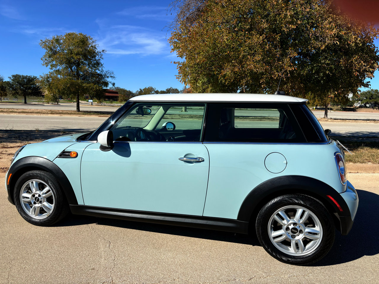 Used 2013 MINI Cooper Hardtop image 3
