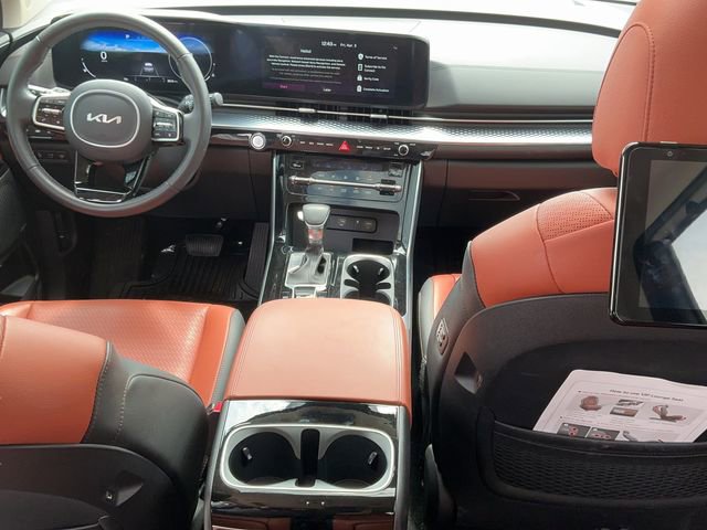 Used 2024 Kia Carnival SX Prestige image 16