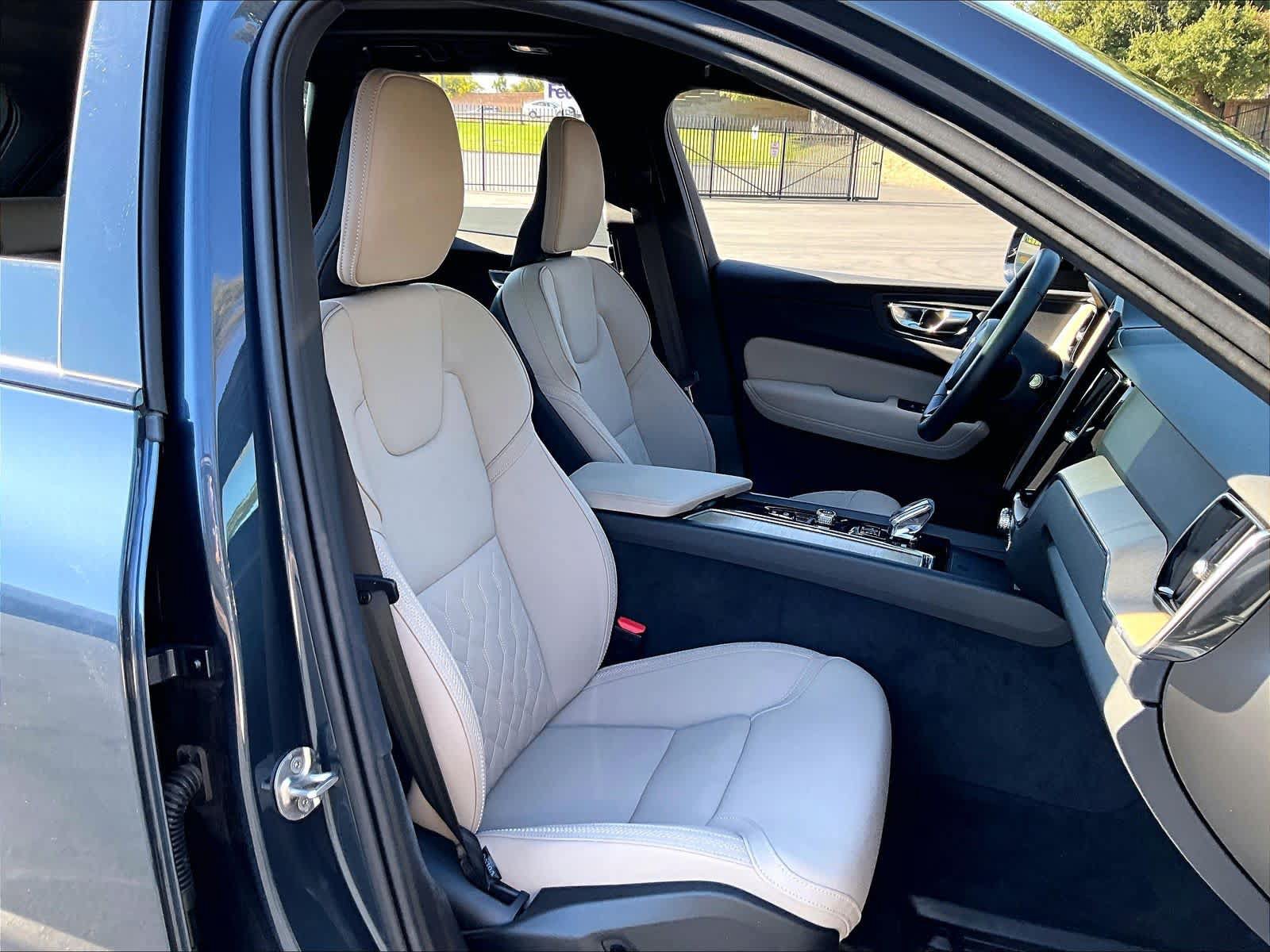 Used 2026 Volvo XC60 B5 Plus w/ Protection Package Premier AWD/4WD image 10