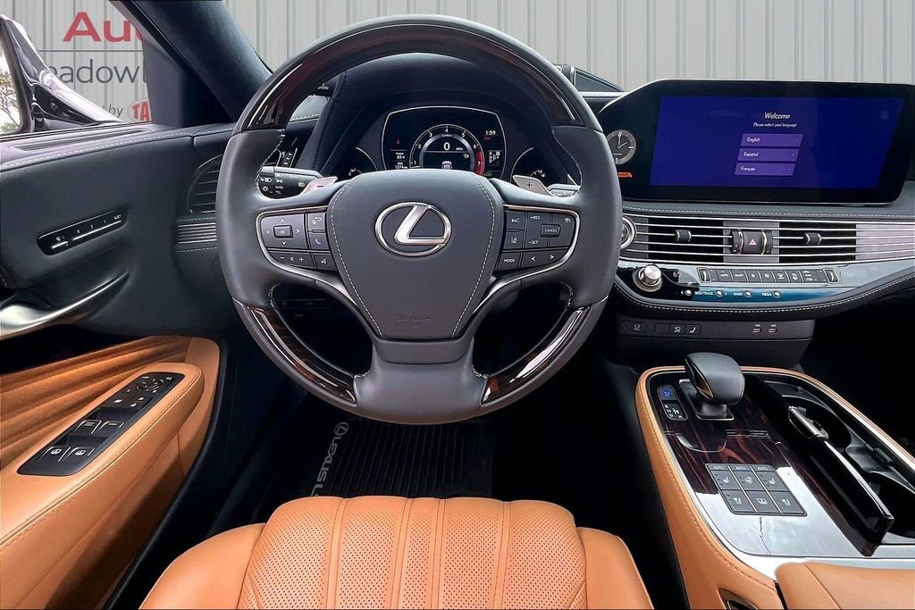 Used 2023 Lexus LS 500 AWD w/ Luxury Package image 8