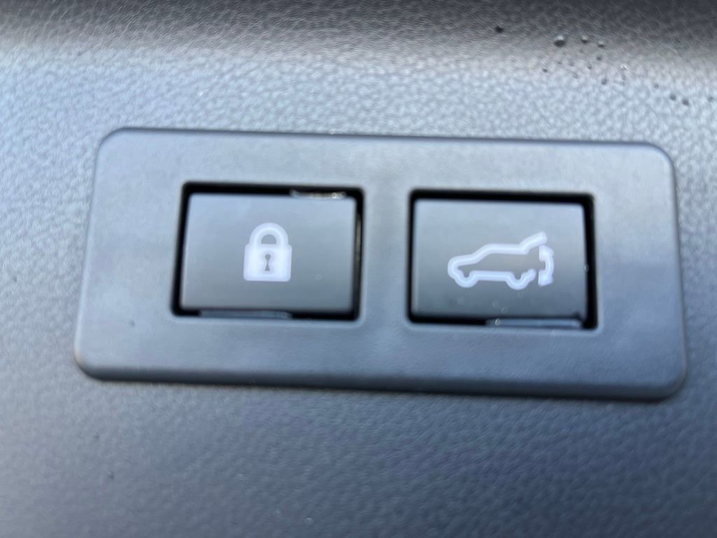 Used 2025 Subaru Forester Limited w/ Popular Package #2 image 18