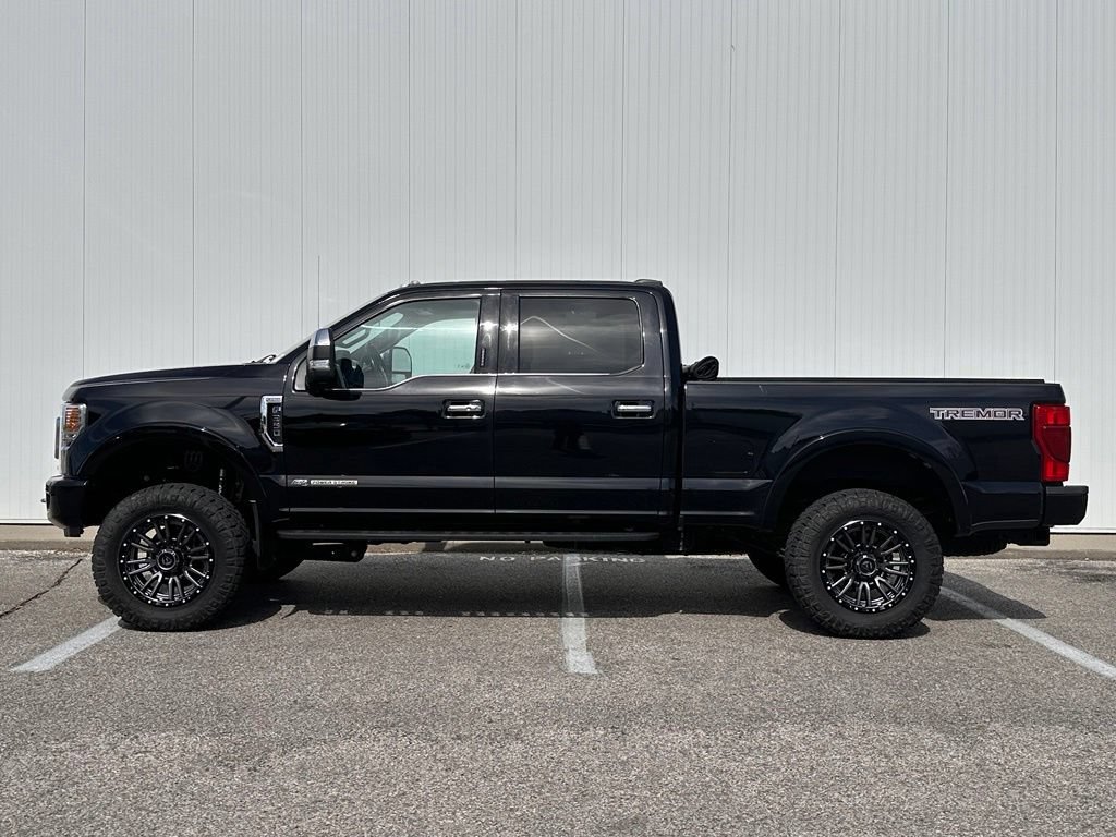 Certified 2020 Ford F350 Platinum w/ Tremor Off-Road Package AWD/4WD image 2