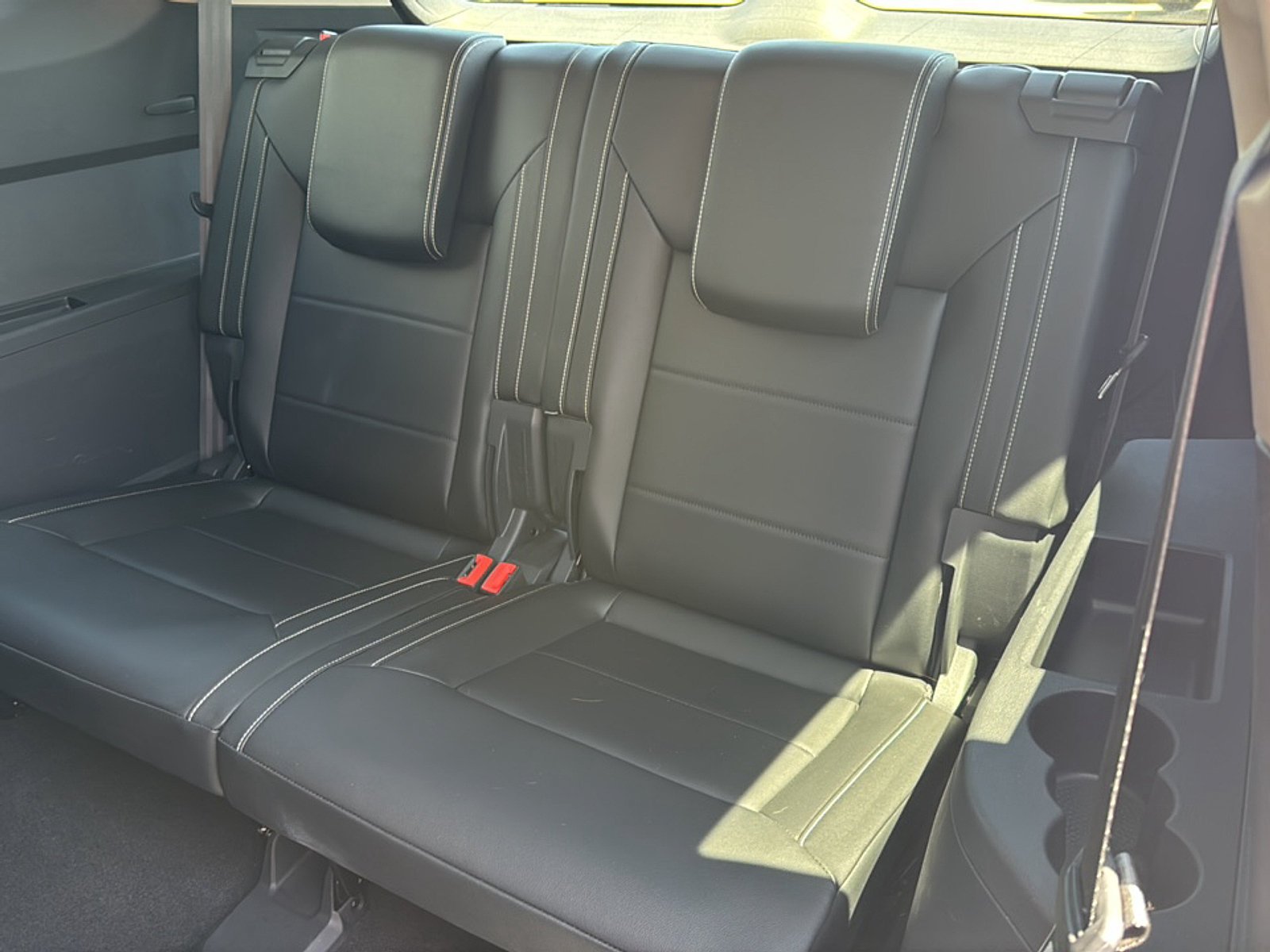 Used 2021 Volkswagen Atlas SE FWD image 25