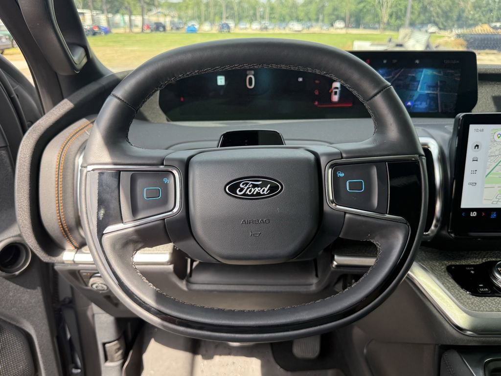Used 2025 Ford Expedition Tremor AWD/4WD image 14