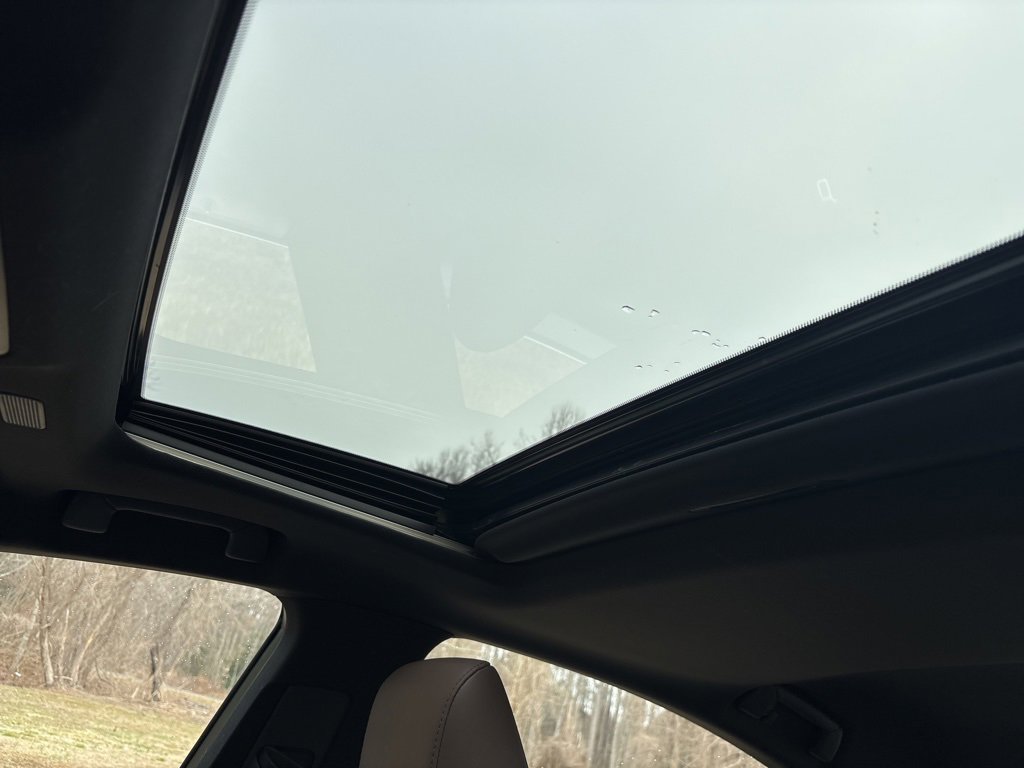 Used 2023 Lexus ES 250 w/ Premium Package image 32