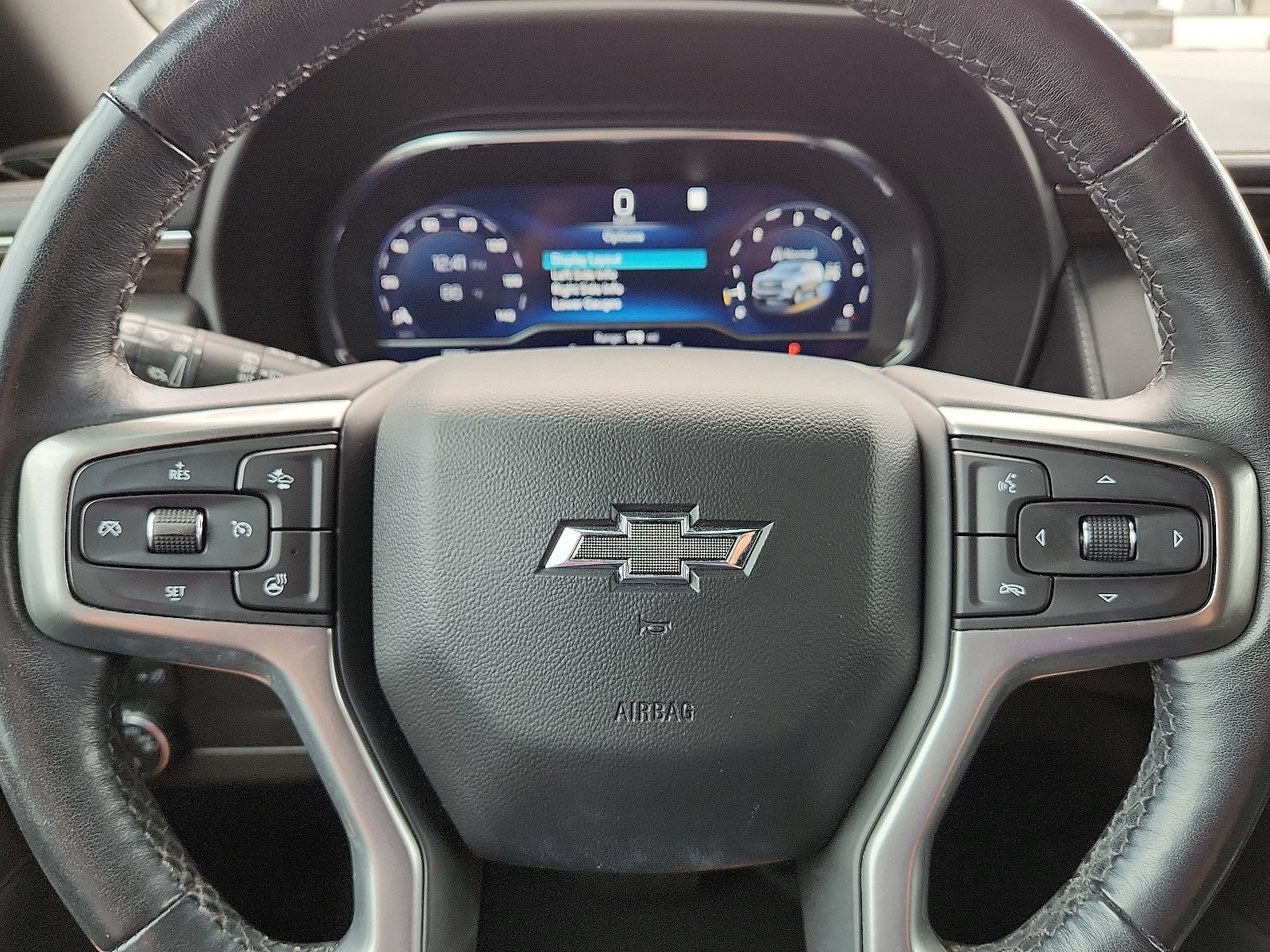 Used 2022 Chevrolet Tahoe Z71 w/ Luxury Package AWD/4WD image 25