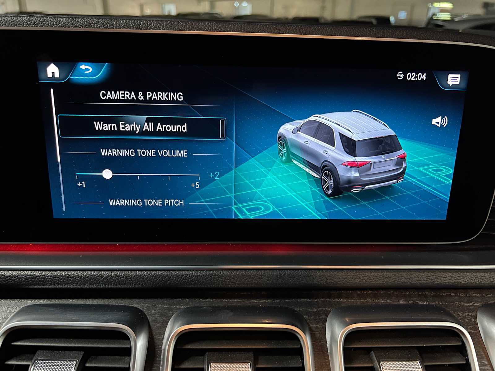 Used 2023 Mercedes-Benz GLE 450 4MATIC w/ AMG Line Exterior image 37