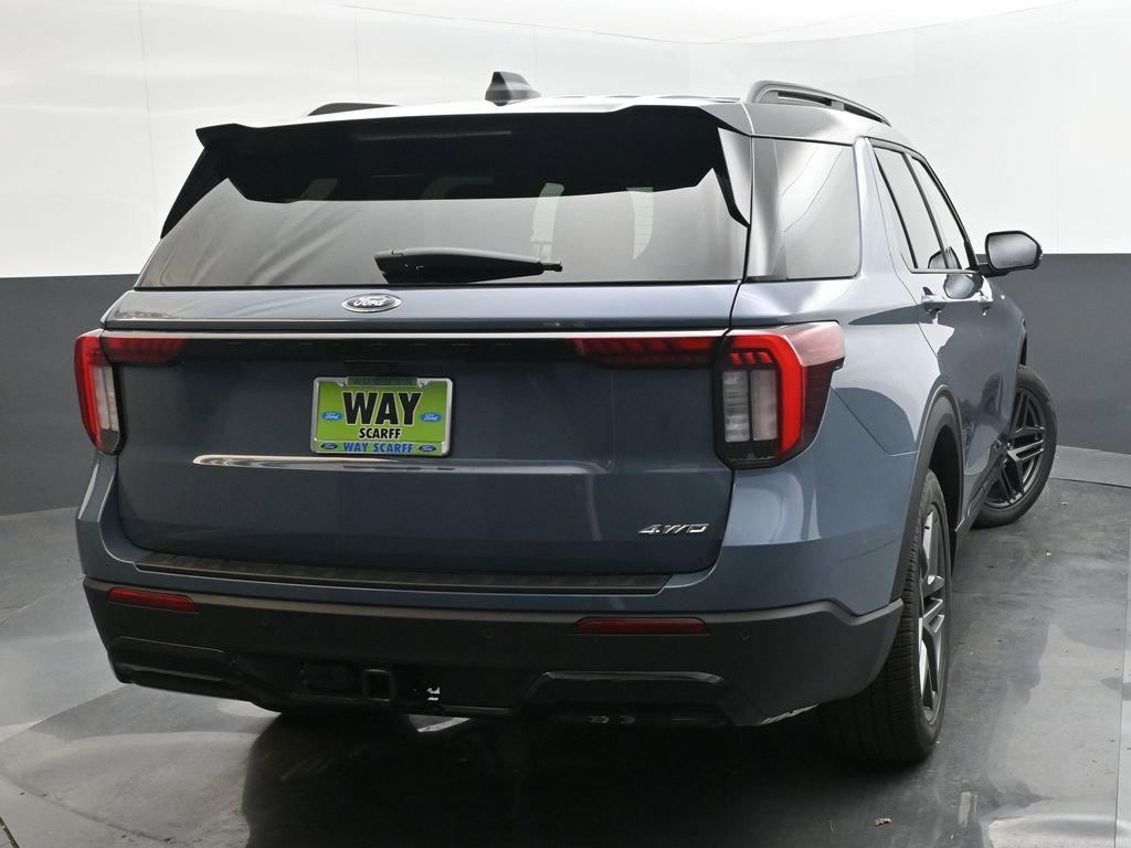 New 2026 Ford Explorer ST-Line w/ ST-Line Street Pack image 5