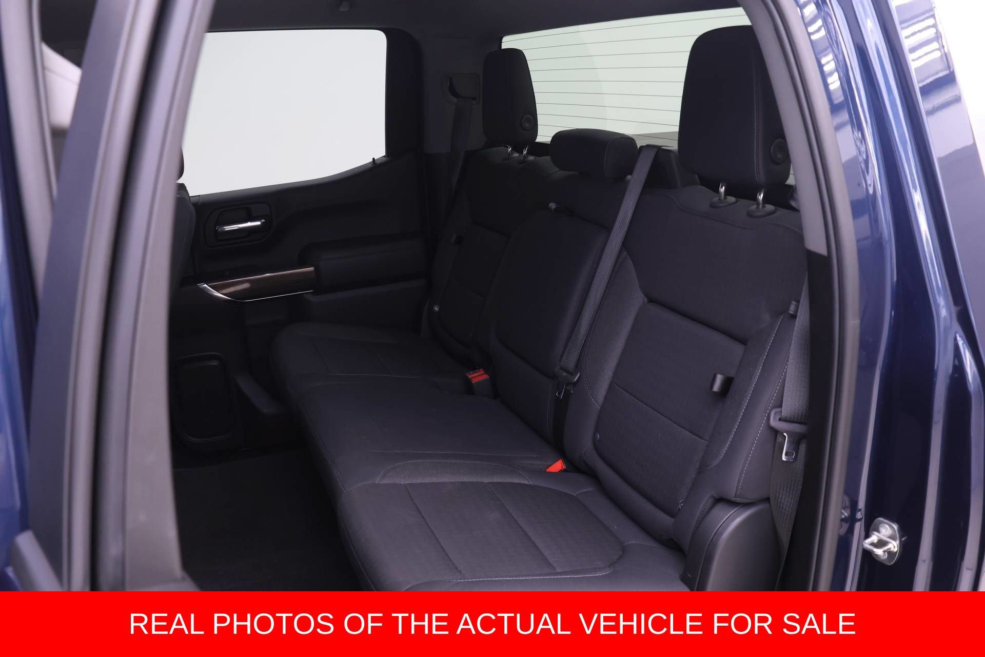 Used 2020 Chevrolet Silverado 1500 RST AWD/4WD image 10
