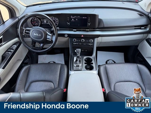 Used 2022 Kia Carnival LX image 40